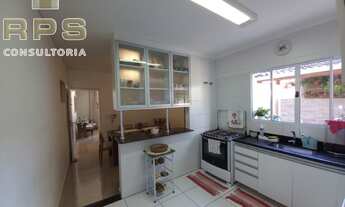 Imagem 7: Casa a venda no Jardim Paulista em Atibaia 03 suites e Cozinha com armários planejados