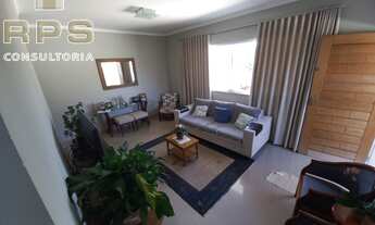 Imagem 4: Casa a venda no Jardim Paulista em Atibaia 03 suites e Cozinha com armários planejados