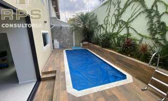 Imagem 4: Casa na Vila Petrópolis com 03 suites, 02 salas ,Cozinha, Lavanderia, Garagem fechada para