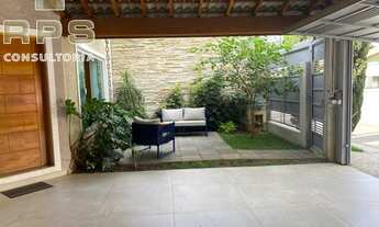 Imagem 2: Casa na Vila Petrópolis com 03 suites, 02 salas ,Cozinha, Lavanderia, Garagem fechada para