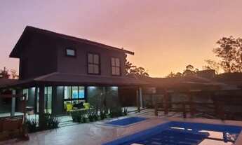 Imagem: Casa à venda em Condomínio Fechado, no