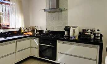 Imagem 7: Casa térrea no Jardim Itaperi em Atibaia com 04 dormitórios sendo 02 suites