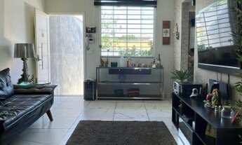 Imagem 4: Casa a venda semibiliada , com 3 dormitórios sendo 1 suíte, Cozinha , sala, 02 banheiros