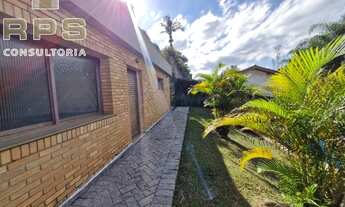 Imagem 3: Casa com 5 suítes no Palavra da vida, piscina, adega, sauna e bunker com passagem secreta