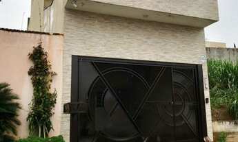 Imagem: Sobrado a venda com 3 quartos, ampla sala