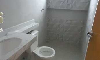 Imagem 6: Imóvel com 03 Dormitórios sendo uma suíte; Casa Térrea Sala com pé direito alto; 02 Banhei