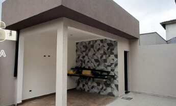 Imagem 3: Imóvel com 03 Dormitórios sendo uma suíte; Casa Térrea Sala com pé direito alto; 02 Banhei