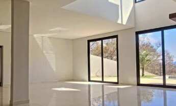 Imagem 5: CONDOMINIO ITAPORÃ, com 4 suítes, salas de estar e jantar em conceito aberto integrando a