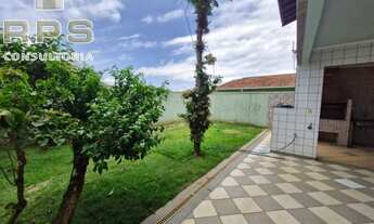 Imagem 5: Casa para locação no centro de Atibaia, em rua tranquila e estratégica, repleta de armário