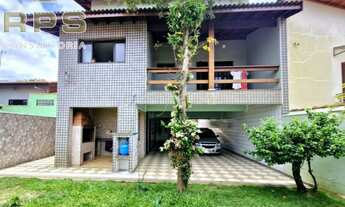 Imagem 3: Casa para locação no centro de Atibaia, em rua tranquila e estratégica, repleta de armário