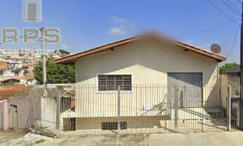 Imagem 1: Casa no Jardim Alvinópolis com 2 quartos Sala Cozinha Banheiro Garagem coberta, Nível infe