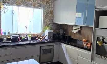 Imagem 3: Casa a venda no Jardim Maristela em Atibaia , Imóvel com : 03 suítes , lavabo ,Sala dois a