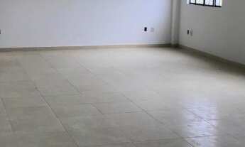 Imagem 3: Galpão para locação com pé direito de 7mts, 2 banheiros e 5 vagas, no Recreio Estoril