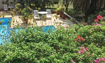 Imagem 7: Chácara em Atibaia Condomínio Horto Ivan - Porteira fechada : casa de 03 dormitórios sendo