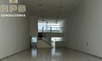 Imagem 2: Salão com 277,64 m², copa com gabinete planejado, e 02 banheiros, sendo 01 para PcD; Meza