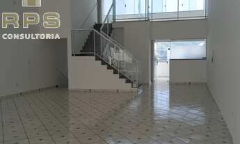 Imagem: Salão com 277,64 m², copa com gabinete