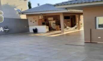 Imagem 3: Casa à venda com 4 quartos sendo 2 suítes e 2 vagas no Parque das Garças II