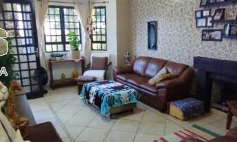 Imagem 4: Casa a venda em Atibaia no Jardim Maristela com 3 quartos e 5 vagas de garagemx piscinax á