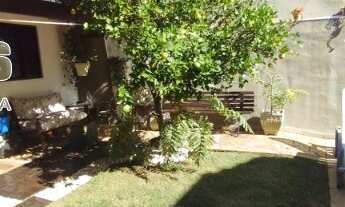 Imagem 5: Casa a venda em Atibaia no Jardim Maristela com 3 quartos e 5 vagas de garagemx piscinax á