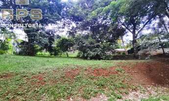 Imagem: Terreno à venda em condomínio Fechado