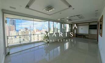 Imagem 4: Leblon, Apartamento reformado, espetacular, com varanda e vista livre parcial para o mar