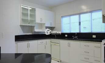 Imagem 7: Casa à venda com 480 m², 5 quartos no João Paulo, Florianópolis, SC. Oportunidade R$ 2.700