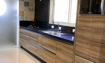 Imagem 7: Excelente Cobertura à venda, com 3 quartos sendo 3 suítes, no Córrego Grande em Florianópo