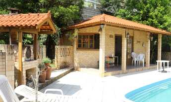 Imagem 6: Casa à venda com terreno de 960 m², 3 dormitórios, sendo 1 suíte Master com banheira de h