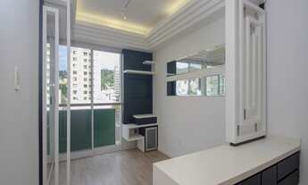 Imagem 2: Apartamento Mobiliado de 3 quartos com suíte e 1 vaga na Rua Nereu Ramos no Centro de Flor