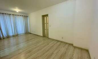 Imagem 6: Apartamento reformado à venda com 3 dormitórios e dependência com 90m² no Centro