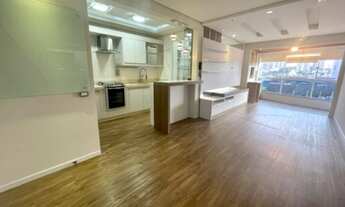 Imagem 3: Amplo apto 2 dorms (suíte) com sacada e 2 vagas livres em andar alto no Estreito