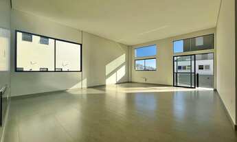 Imagem 4: Excelente casa à venda, 4 suítes amplas, em Alto Padrão, 350,00m² no Córrego Grande em Flo