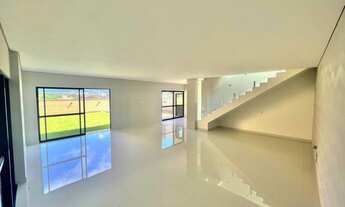 Imagem 3: Linda casa à venda, NOVA em alto padrão, com 360,00m², 4 suítes, piscina no Córrego Grande