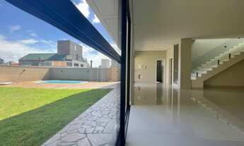 Imagem 2: Linda casa à venda, NOVA em alto padrão, com 360,00m², 4 suítes, piscina no Córrego Grande