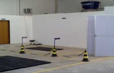 Imagem 3: Galpão à venda em Itinga, Lauro de Freitas, Bahia. São 300m² + mezanino com 120m² e 4.5m d