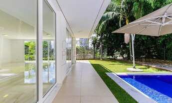 Imagem 5: 4 dormitórios, 4 suíte, 5 banheiro, 5 vagas na garagem, 595M² de Área Construída