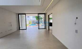 Imagem 7: Casa alto padrão na Av. Priscila Dutra, Vilas do Atlântico, Lauro de Freitas