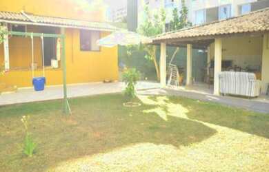 Imagem 5: 4 dormitórios, 1 suítes, 3 banheiro, 360M² de Área Construída