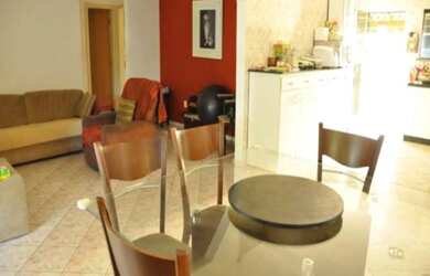 Imagem 7: 4 dormitórios, 1 suítes, 3 banheiro, 360M² de Área Construída