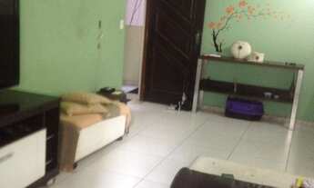 Imagem: 2 dormitórios, 1 banheiros, 1 vaga na garagem