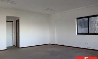 Imagem 7: 9 banheiro, 12 vagas na garagem, 400M² de Área Construída