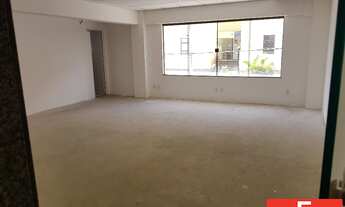 Imagem 2: 16 banheiro, 16 vagas na garagem, 750M² de Área Construída