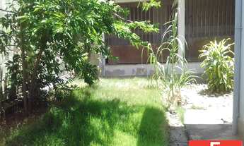 Imagem: 3 dormitórios, 1 banheiros, 1 vaga na garagem