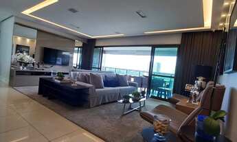 Imagem 2: 4 dormitórios, 4 suíte, 3 vagas na garagem, 195M² de Área Construída