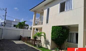 Imagem 2: 4 dormitórios, 1 suítes, 3 banheiro, 2 vagas na garagem