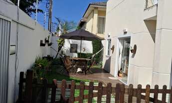 Imagem 4: 4 dormitórios, 1 suítes, 3 banheiro, 2 vagas na garagem