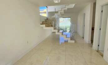 Imagem: 4 dormitórios, 4 suíte, 1 banheiros, 4