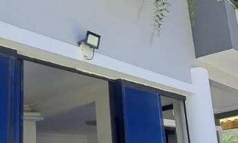 Imagem 3: 4 dormitórios, 1 suítes, 1 banheiros, 3 vagas na garagem, 220M² de Área Construída