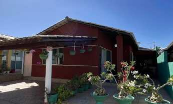 Imagem: 3 dormitórios, 1 banheiros, 2 vagas na