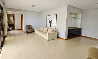 Imagem 6: 5 dormitórios, 4 suíte, 1 banheiros, 3 vagas na garagem, 195M² de Área Construída